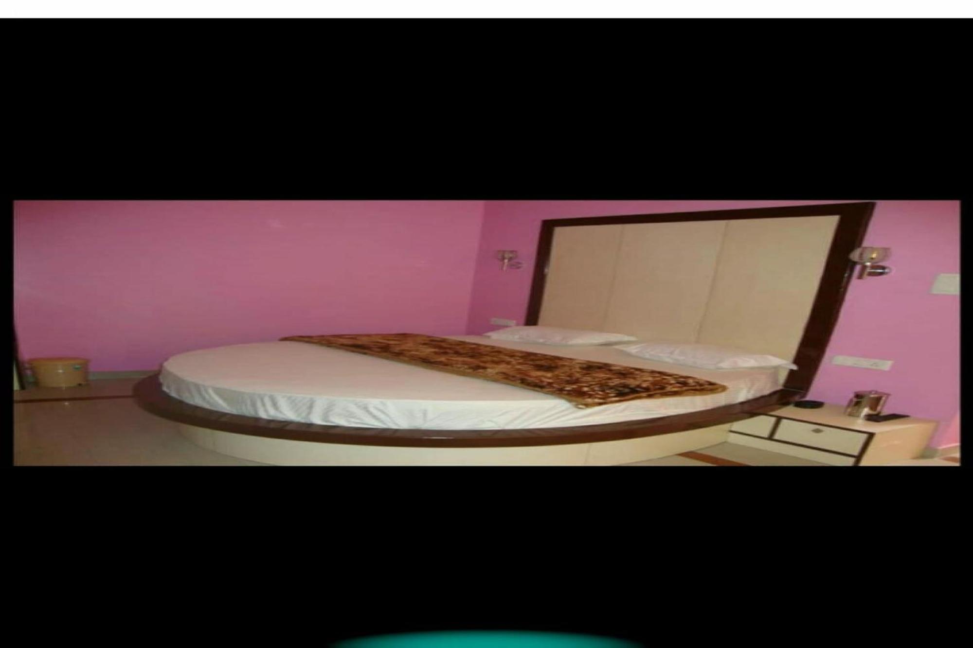 Hotel O Alfa Amb ภายนอก รูปภาพ